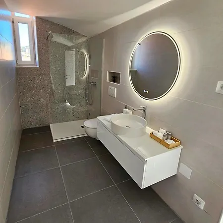 Sea Breeze - Center - Rooftop Terrace Apartment