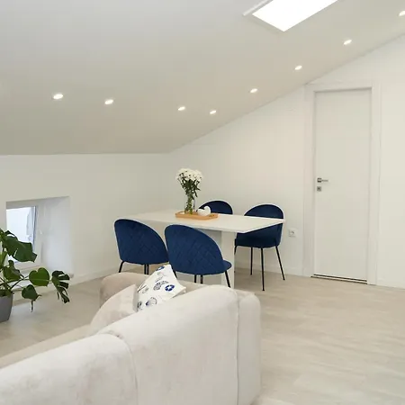Daire Sea Breeze - Center - Rooftop Terrace Mali Lošinj